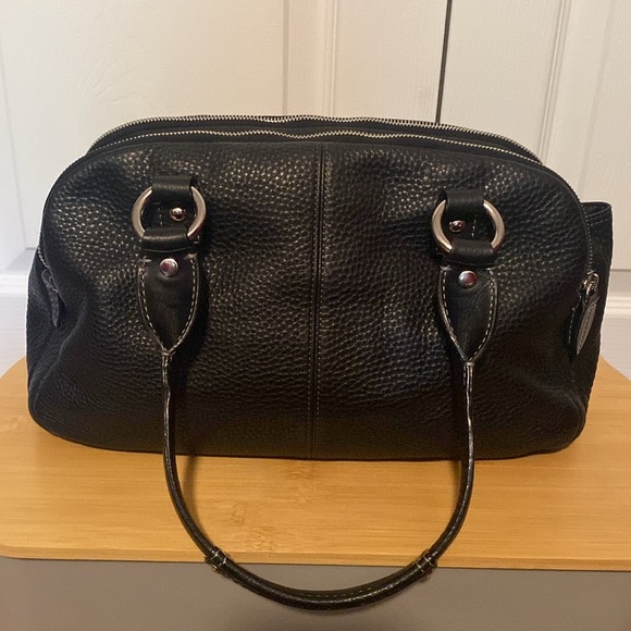 COACHđź–¤Penelope Blackđź–¤Pebbled Leather Three Compartment Satchel/Like New - Picture 2 of 16
